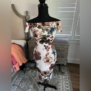 Windsor floral midi dress